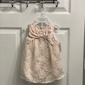 Adorable toddler dress with Capri pants